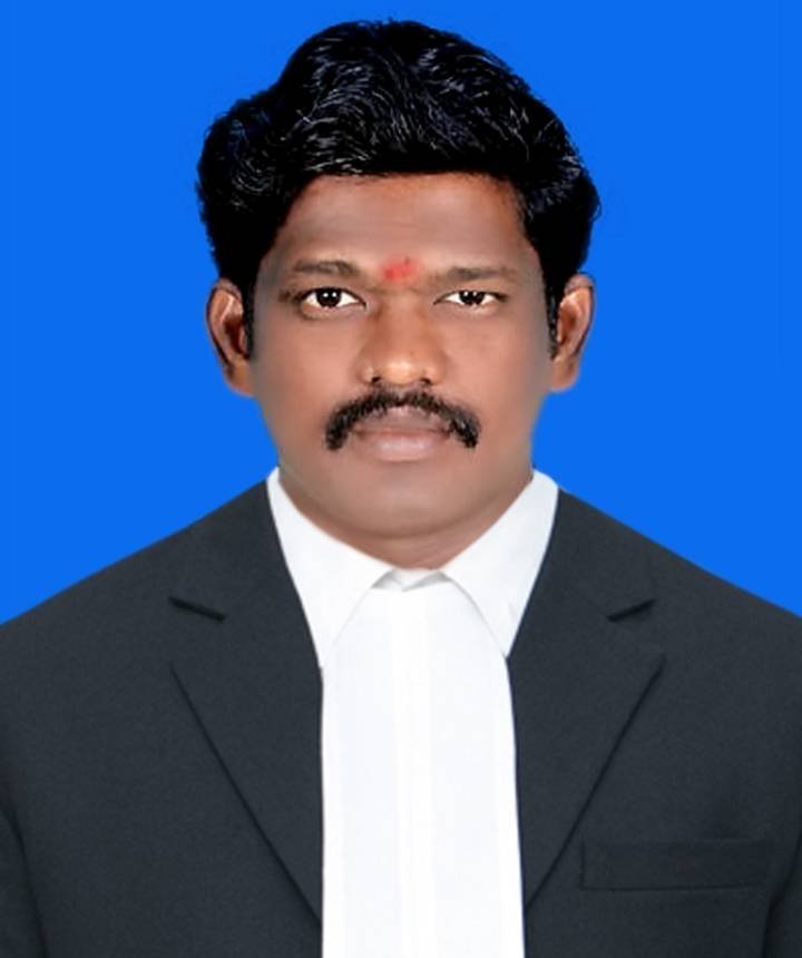 Vivekananthan S